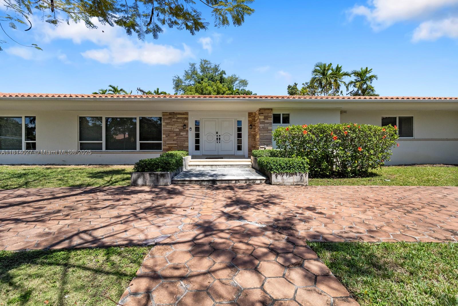 BAY HEIGHTS 1ST ADDN - Residential Lease