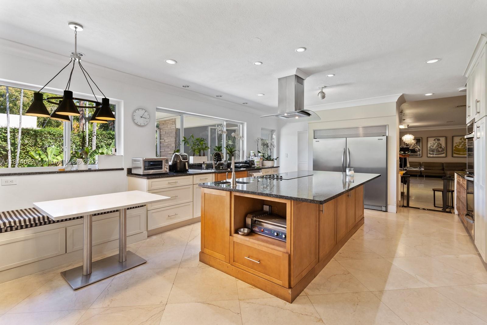 BAY HEIGHTS 1ST ADDN - Residential Lease