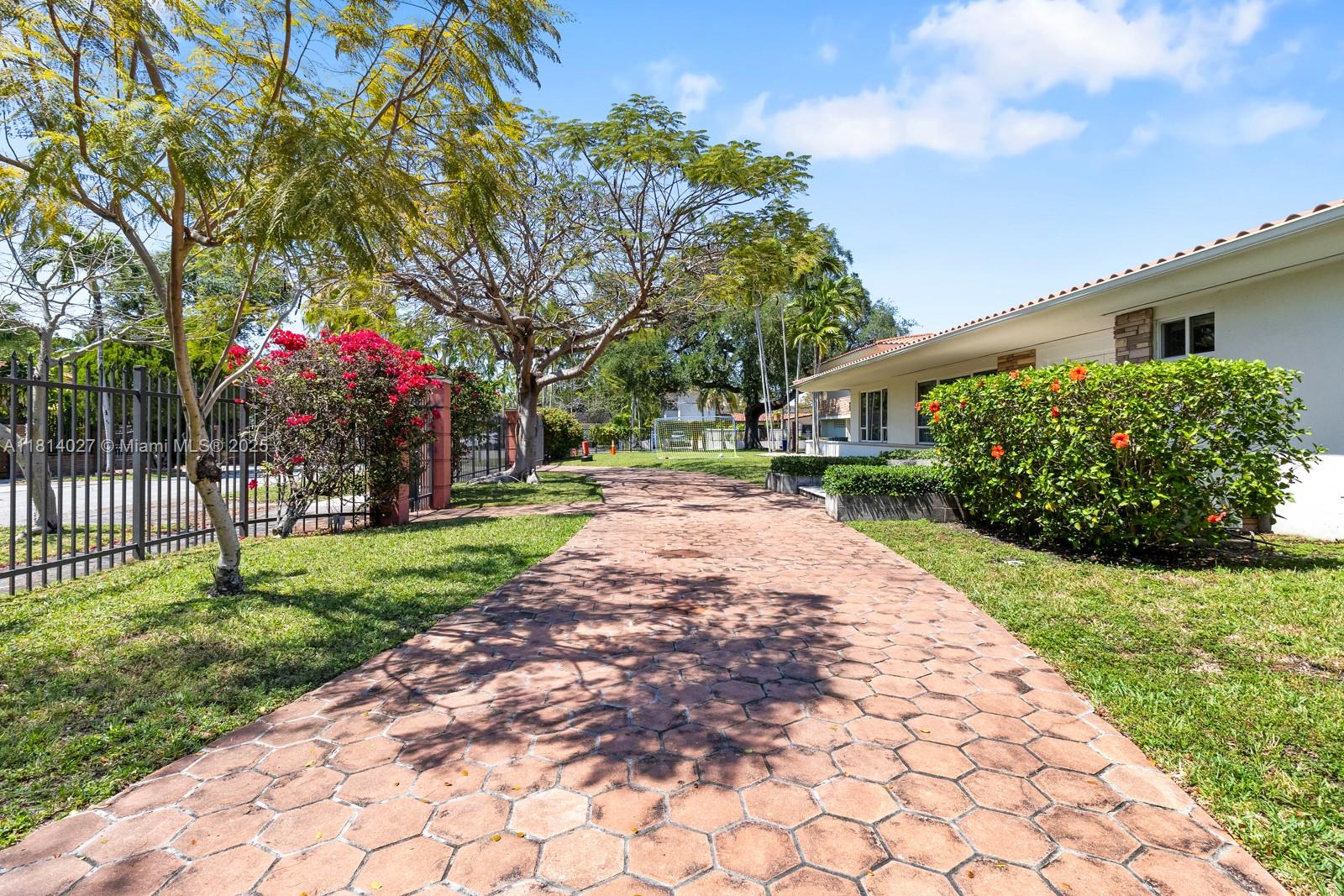 BAY HEIGHTS 1ST ADDN - Residential Lease