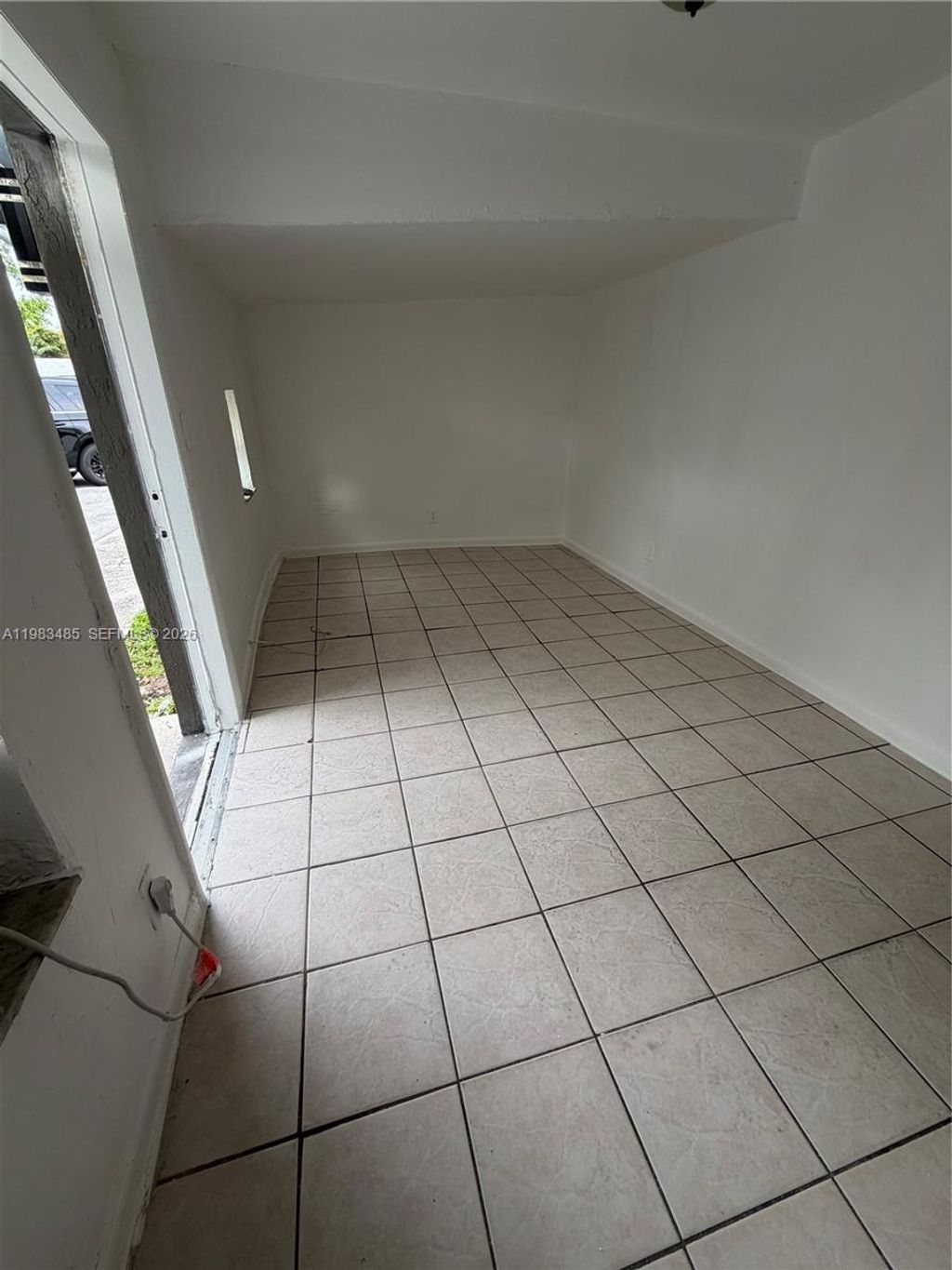 Photo of 626 NW 10th Ter #2, Fort Lauderdale, FL 33311 (MLS # A11983485)