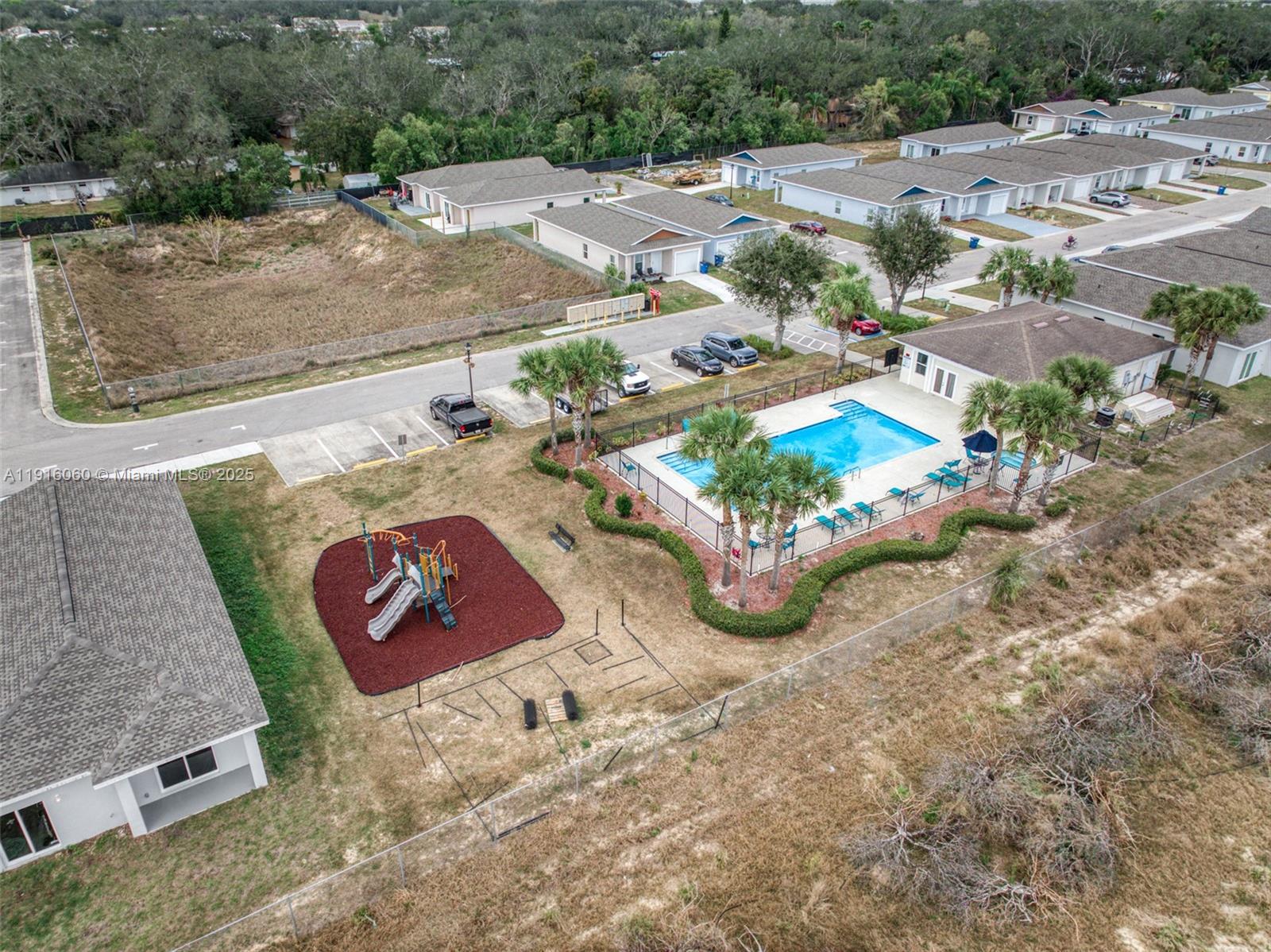 Las Villas at Kenilworth - Residential Lease