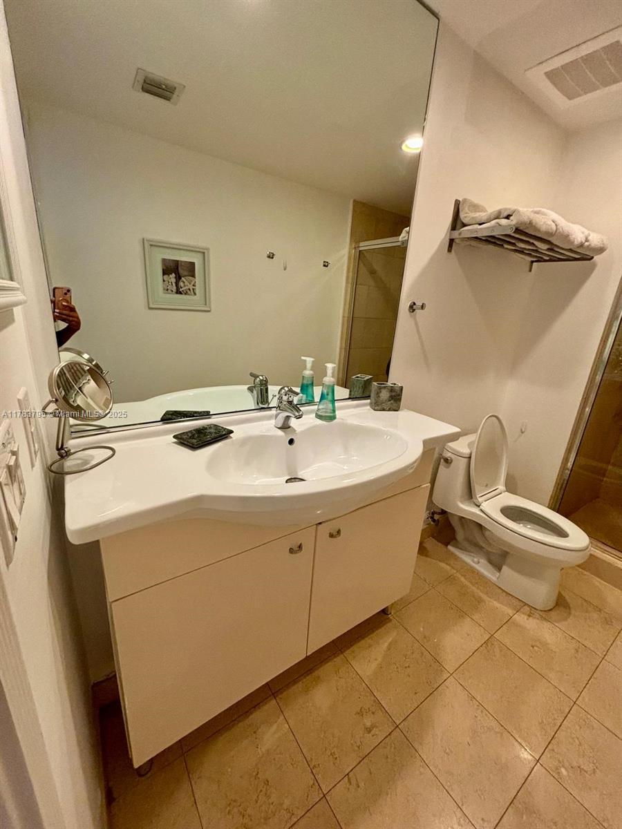 BEACH CLUB TWO CONDO - Residential