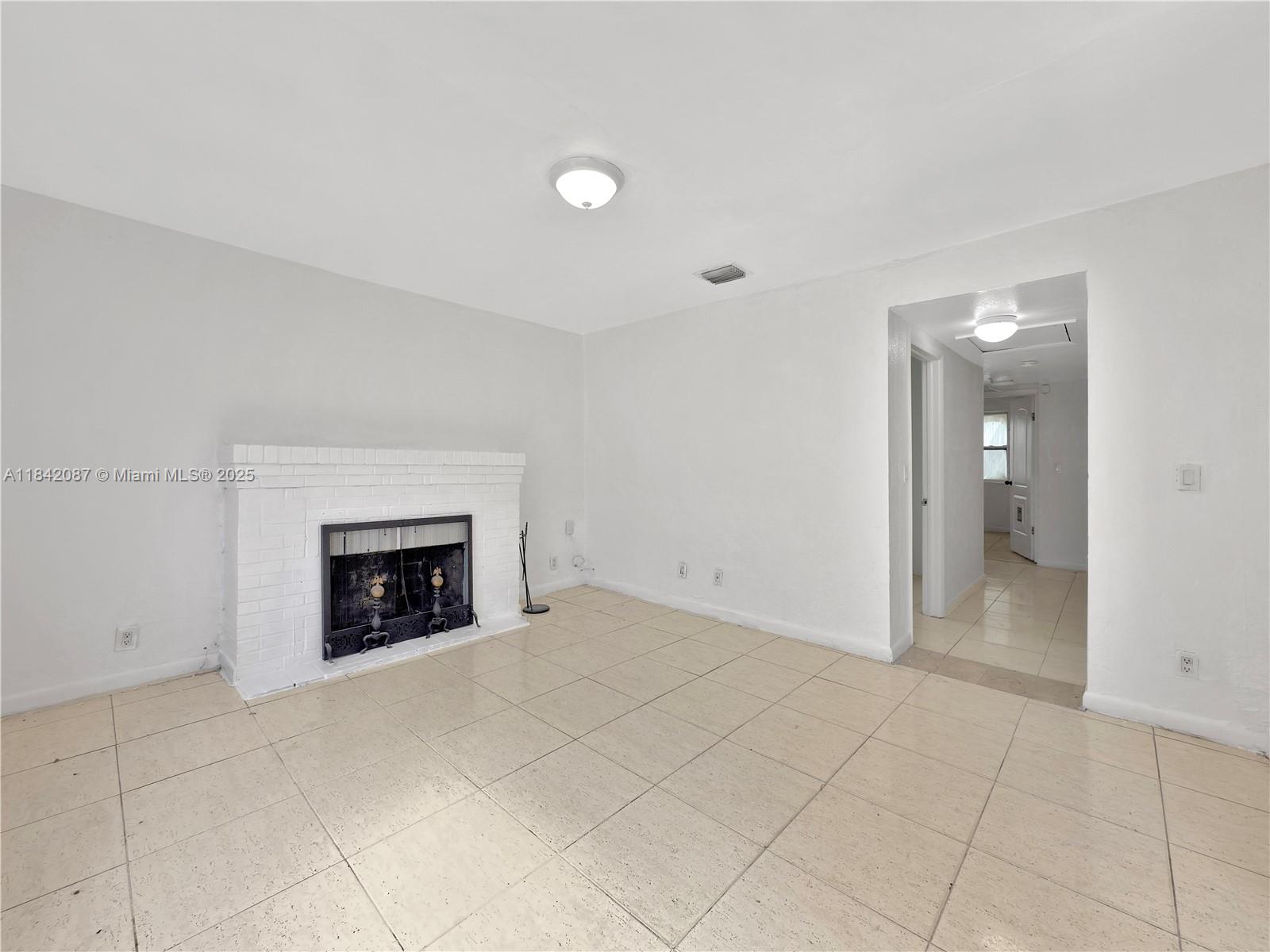 OHIO PARK - Residential Income