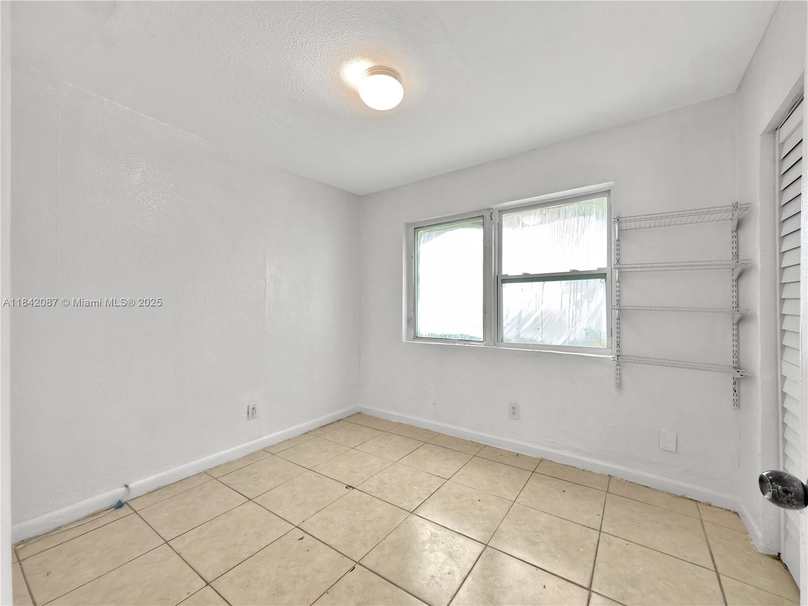 OHIO PARK - Residential Income