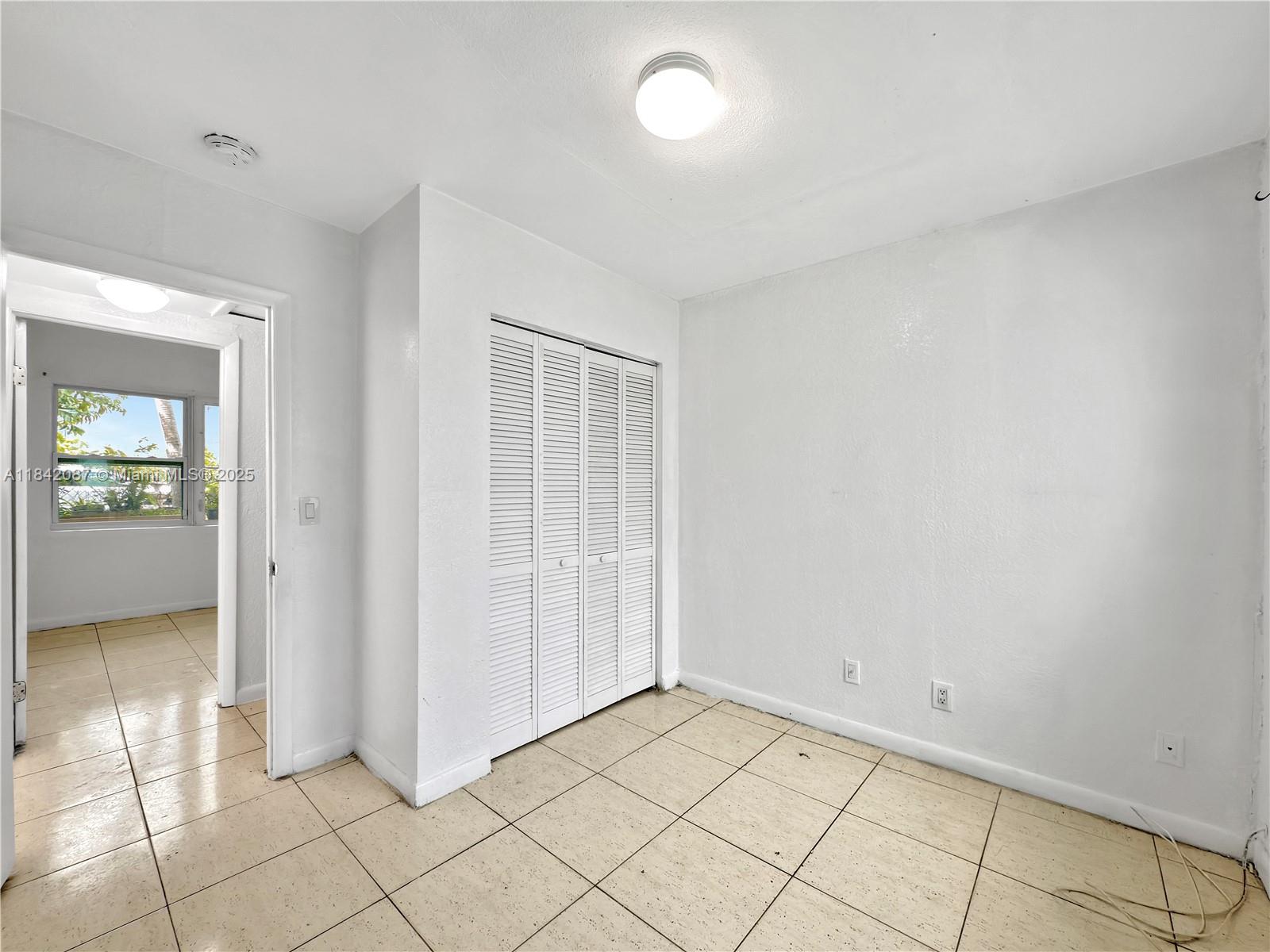 OHIO PARK - Residential Income