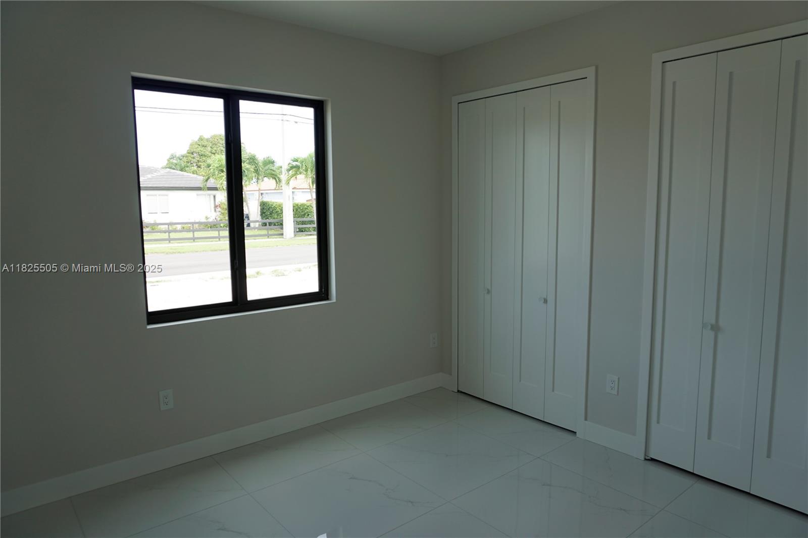 OAK SHIRE HOMES - Residential