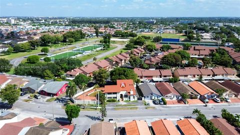 839 W 39th Pl Hialeah FL 33012