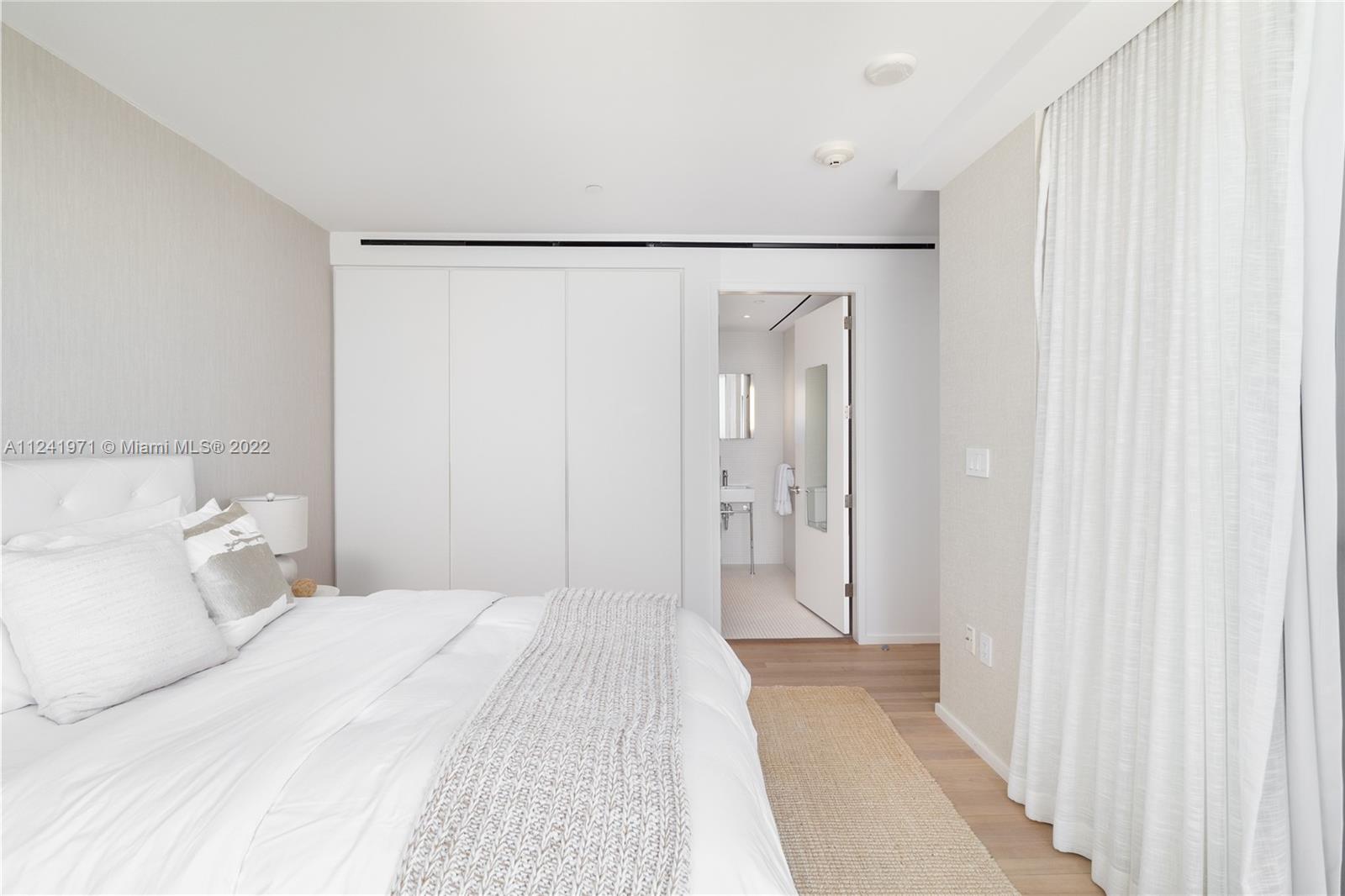 2901 COLLINS CONDO - Residential