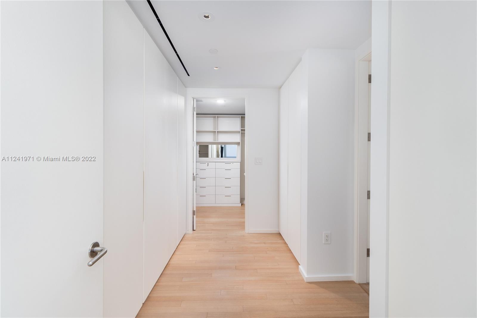 2901 COLLINS CONDO - Residential