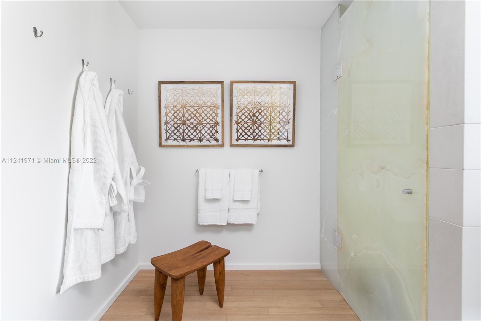 2901 COLLINS CONDO - Residential