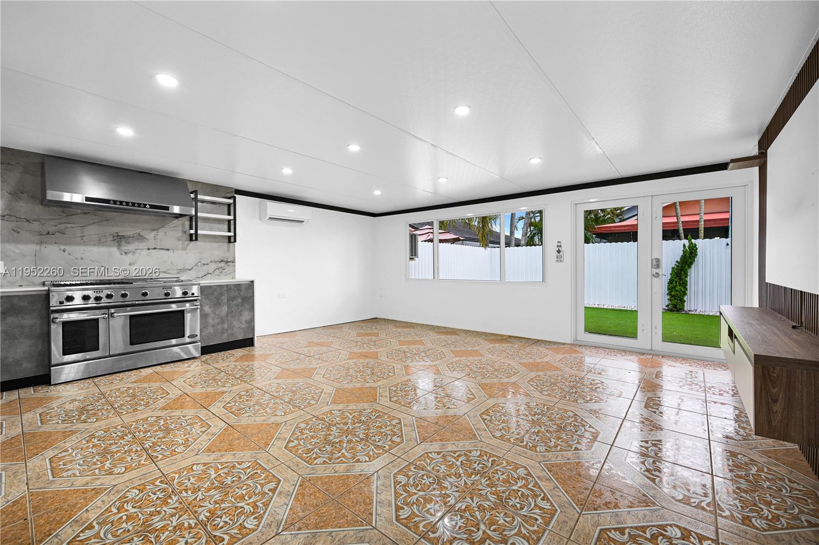 BIRD ESTATES - Residential