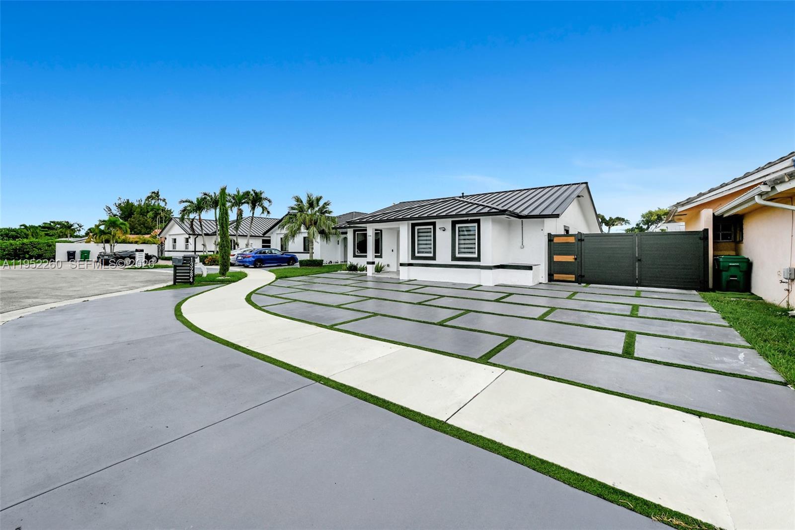 BIRD ESTATES - Residential