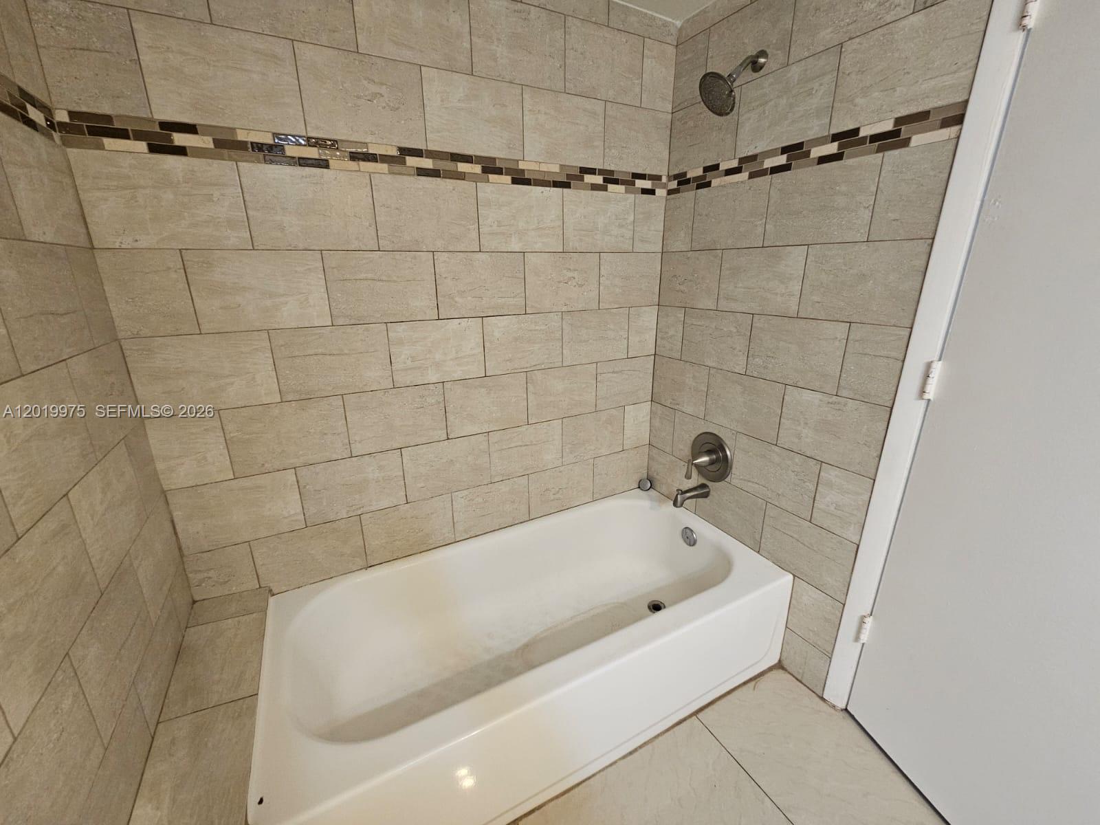 PALM CLUB VILLAGE II COND - Residential