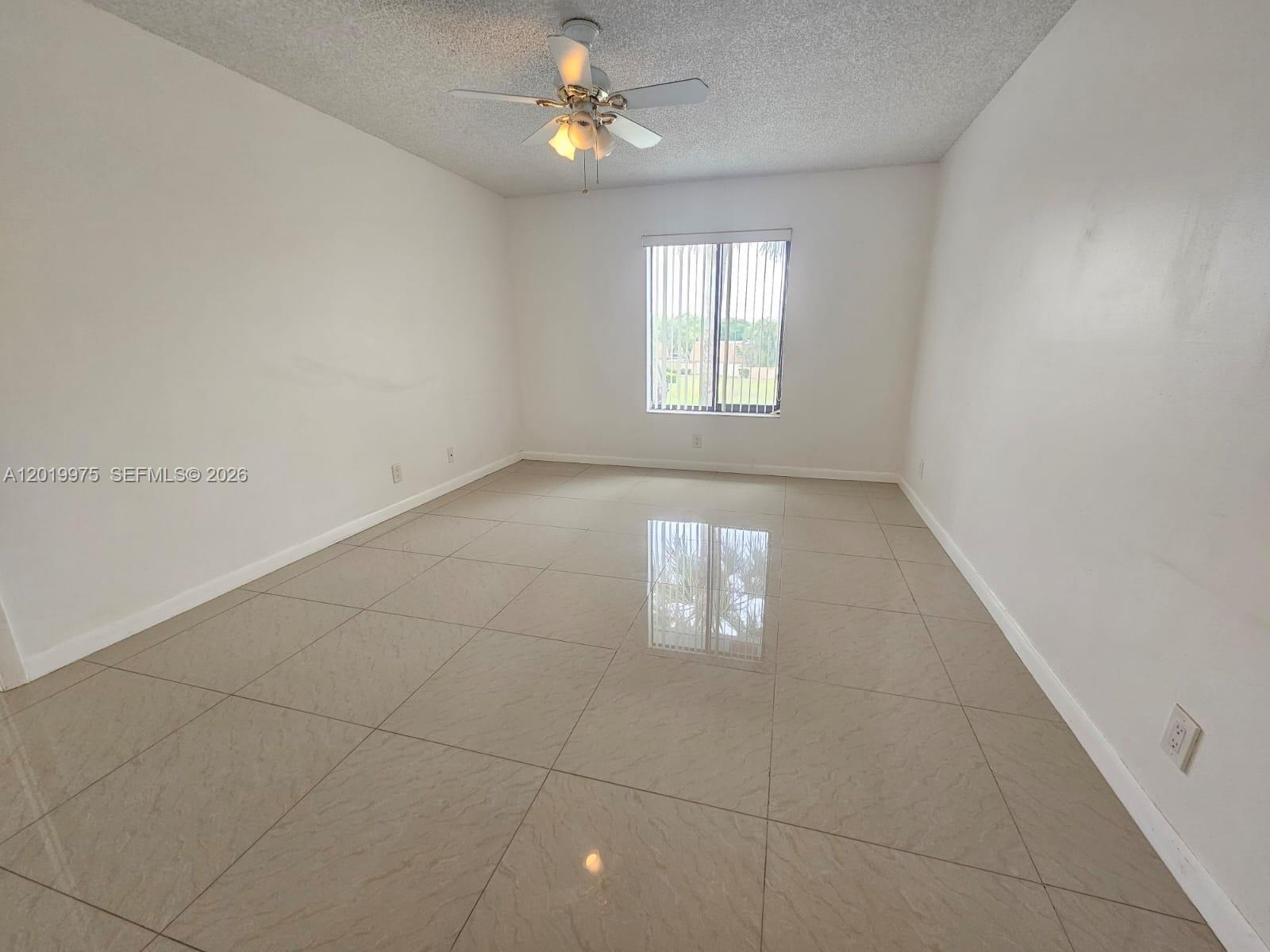 PALM CLUB VILLAGE II COND - Residential