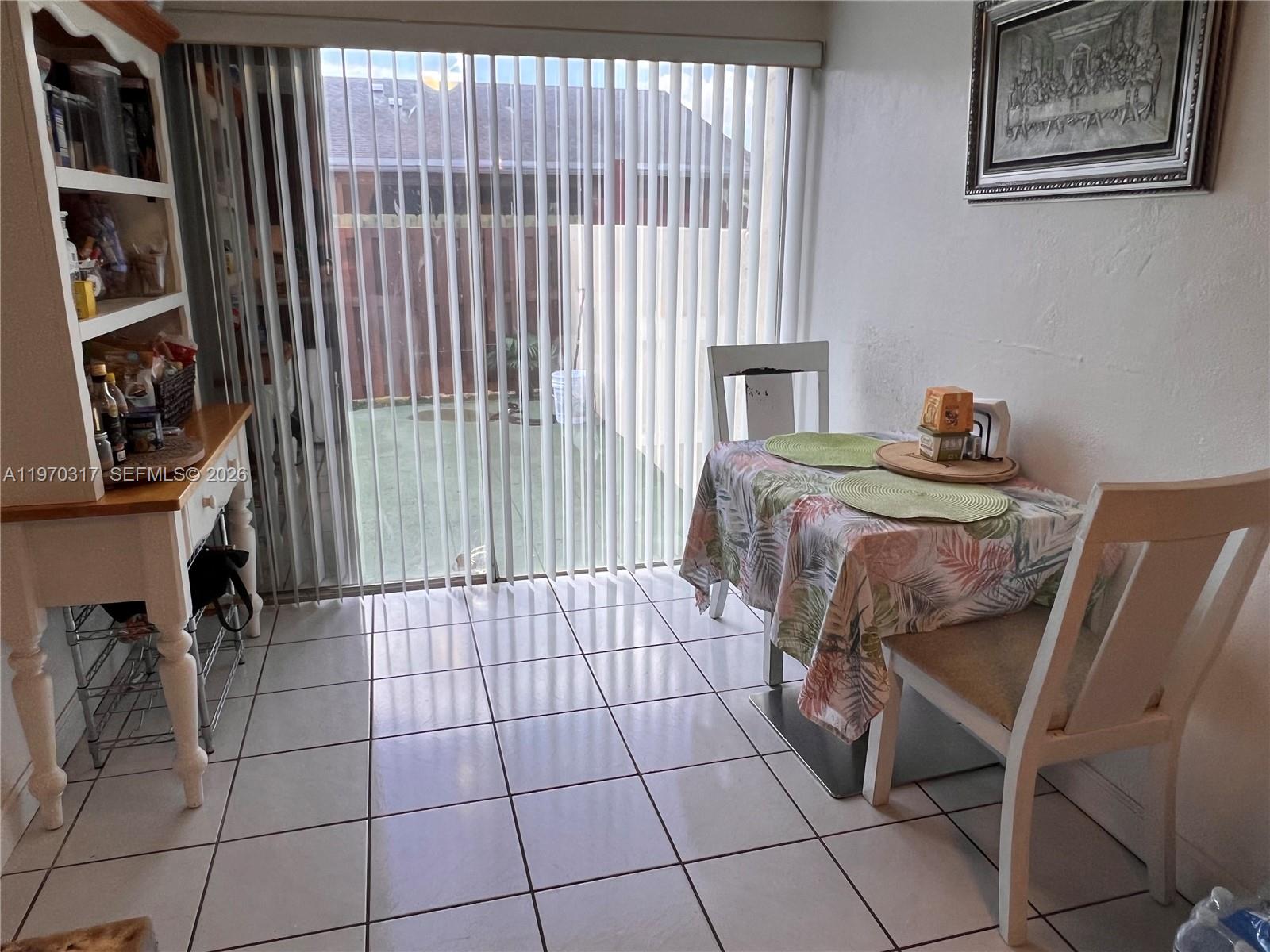 DEVON-AIRE VILLAS SEC 4 - Residential