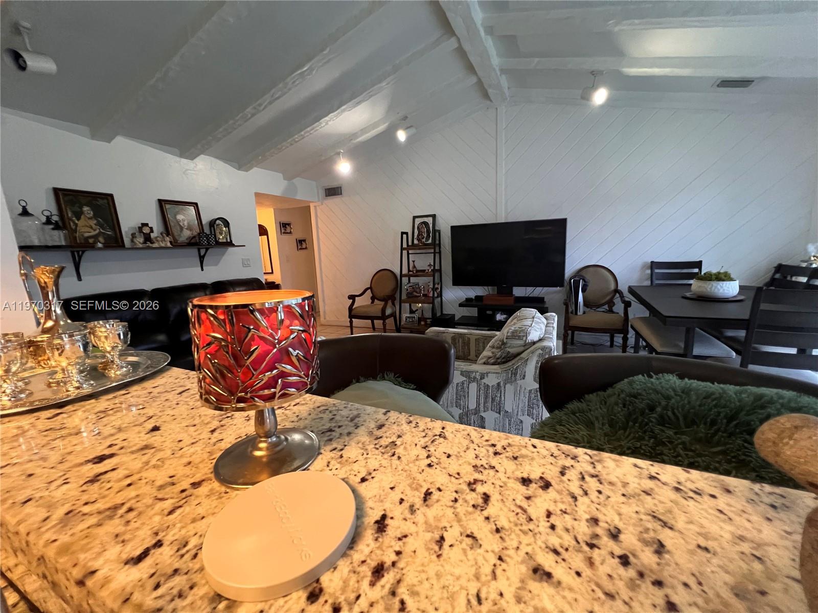 DEVON-AIRE VILLAS SEC 4 - Residential