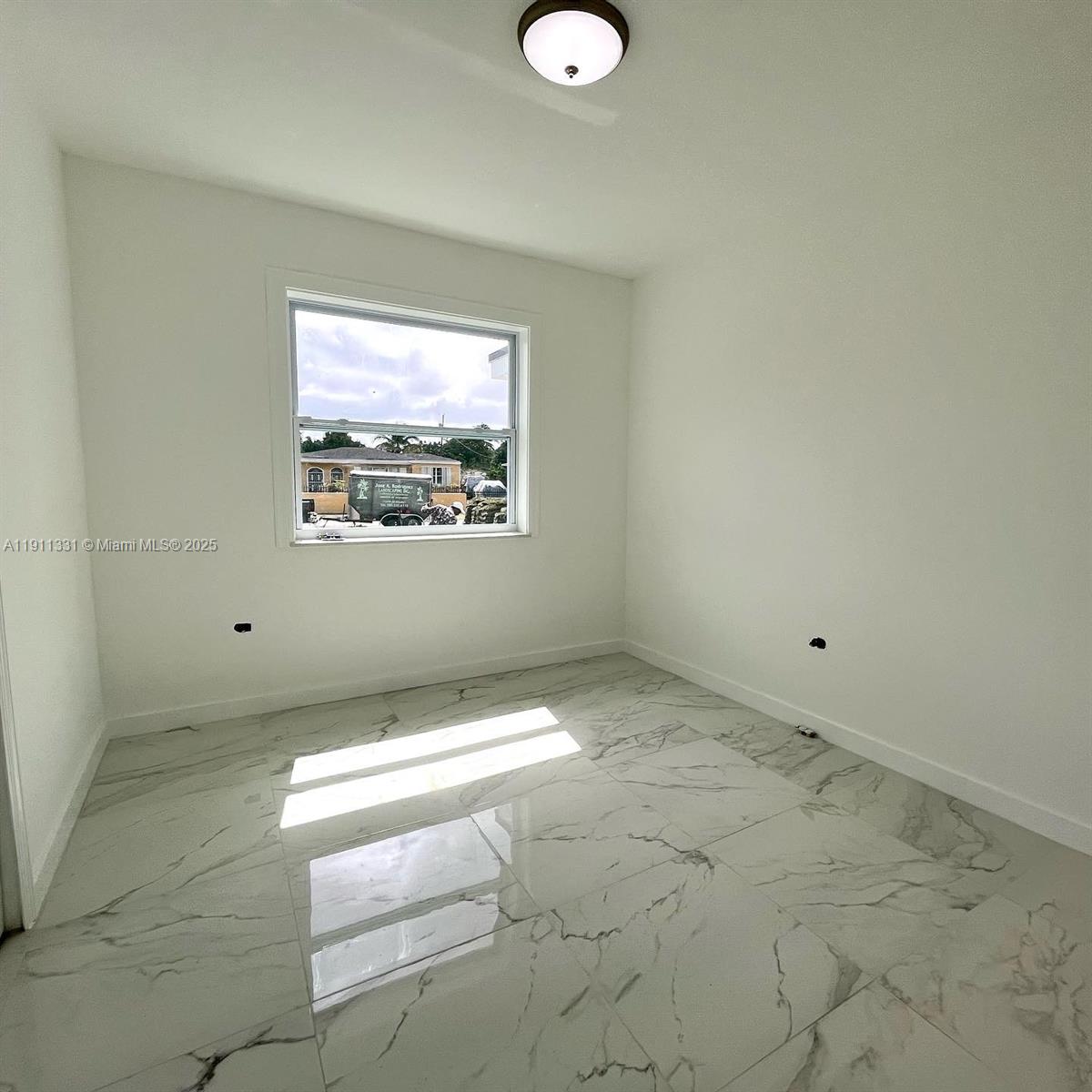 OVERBROOK SHORES NO 3 - Residential Lease