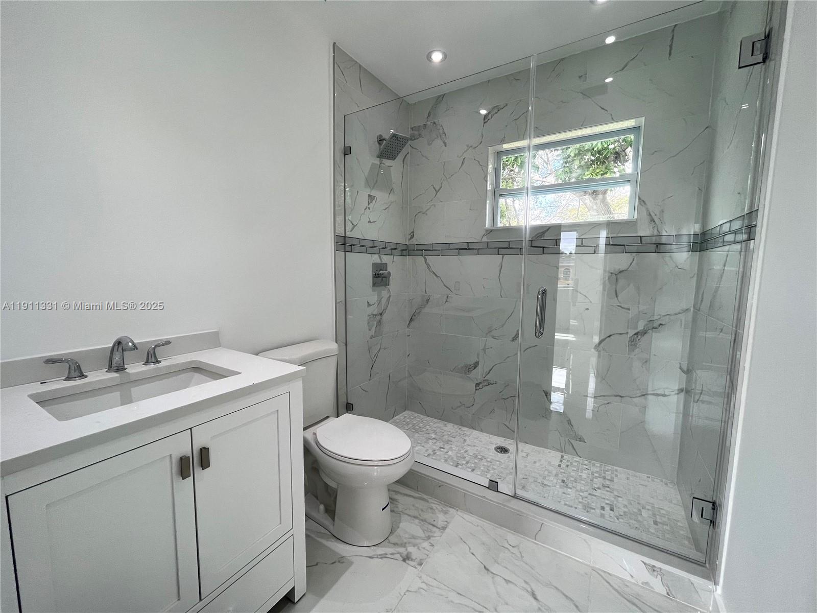 OVERBROOK SHORES NO 3 - Residential Lease