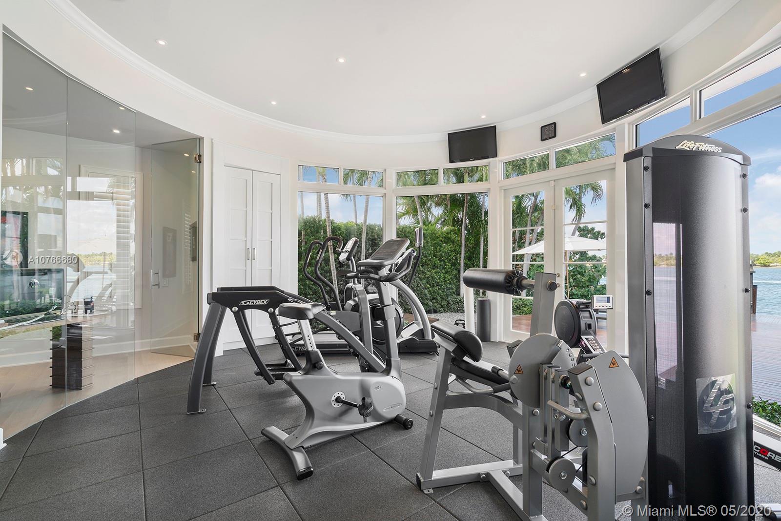 SUNSET ISLANDS-ISLAND NO - Residential