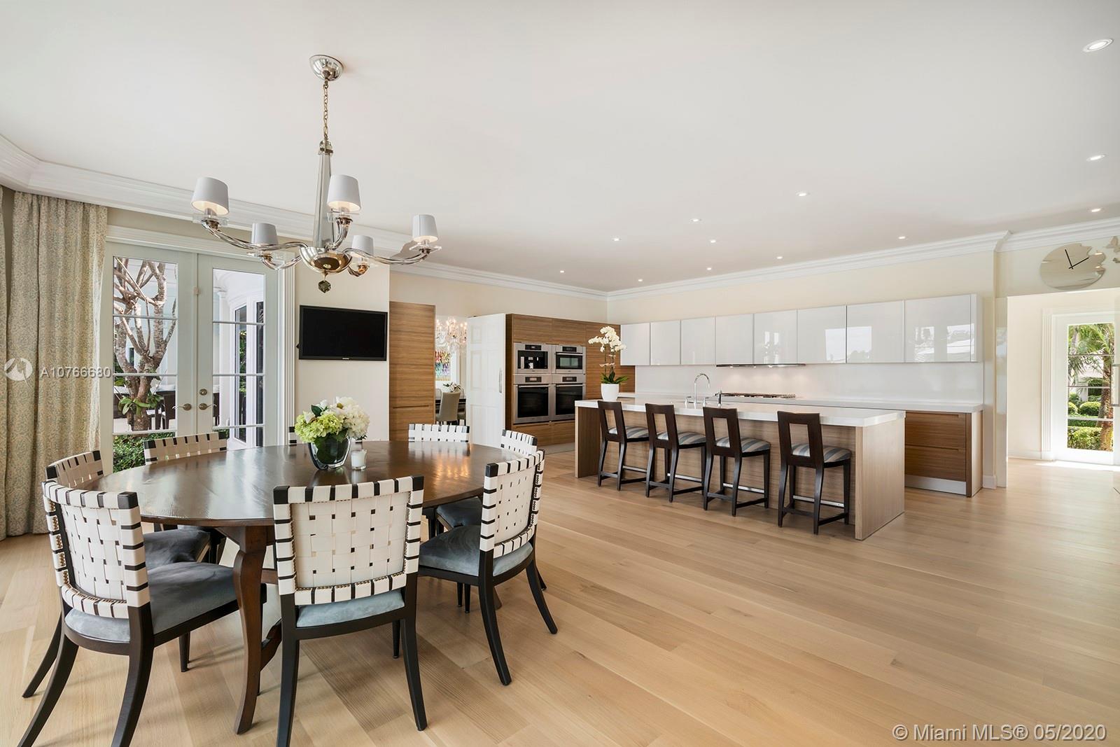 SUNSET ISLANDS-ISLAND NO - Residential