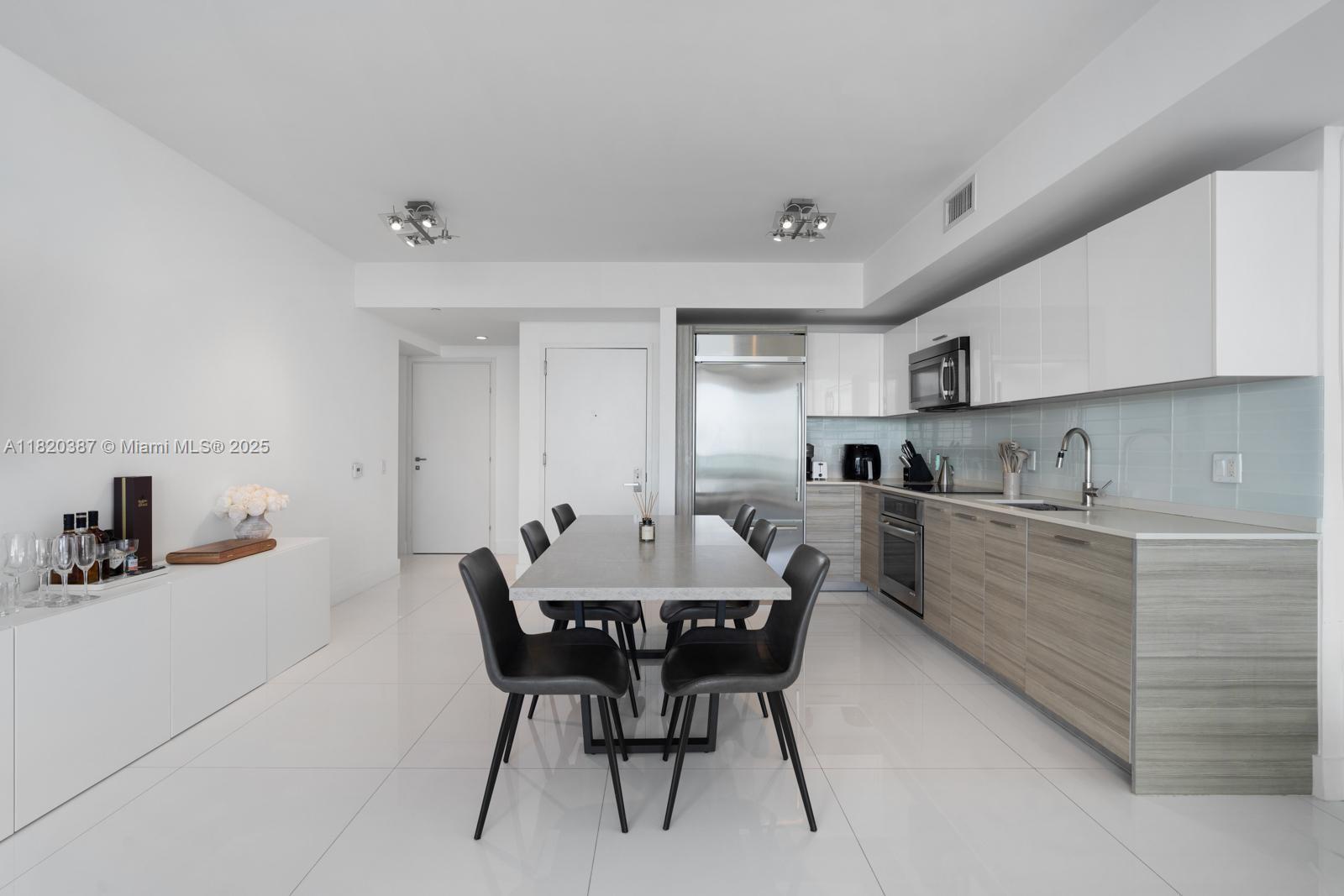 BRICKELLHOUSE CONDO - Residential Lease