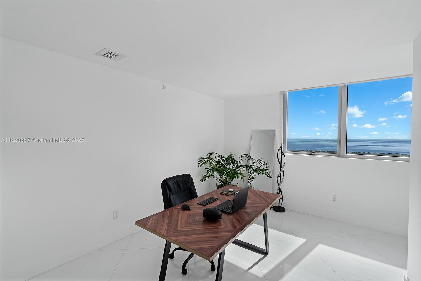 BRICKELLHOUSE CONDO - Residential Lease