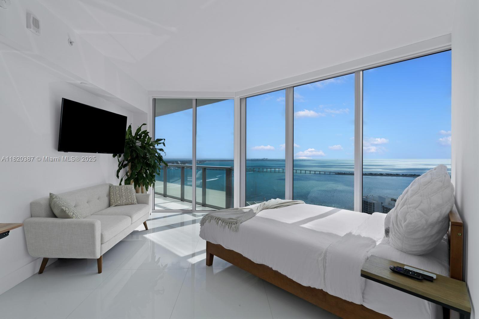 BRICKELLHOUSE CONDO - Residential Lease