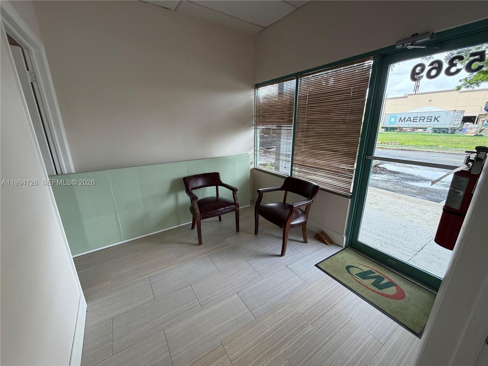 5369 N Nob Hill Rd 5369