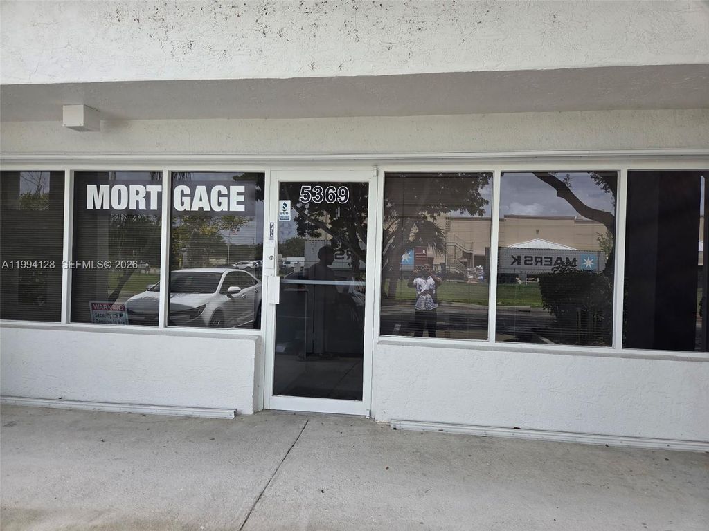 Photo of 5369 N Nob Hill Rd #5369, Sunrise, FL 33351 (MLS # A11994128)