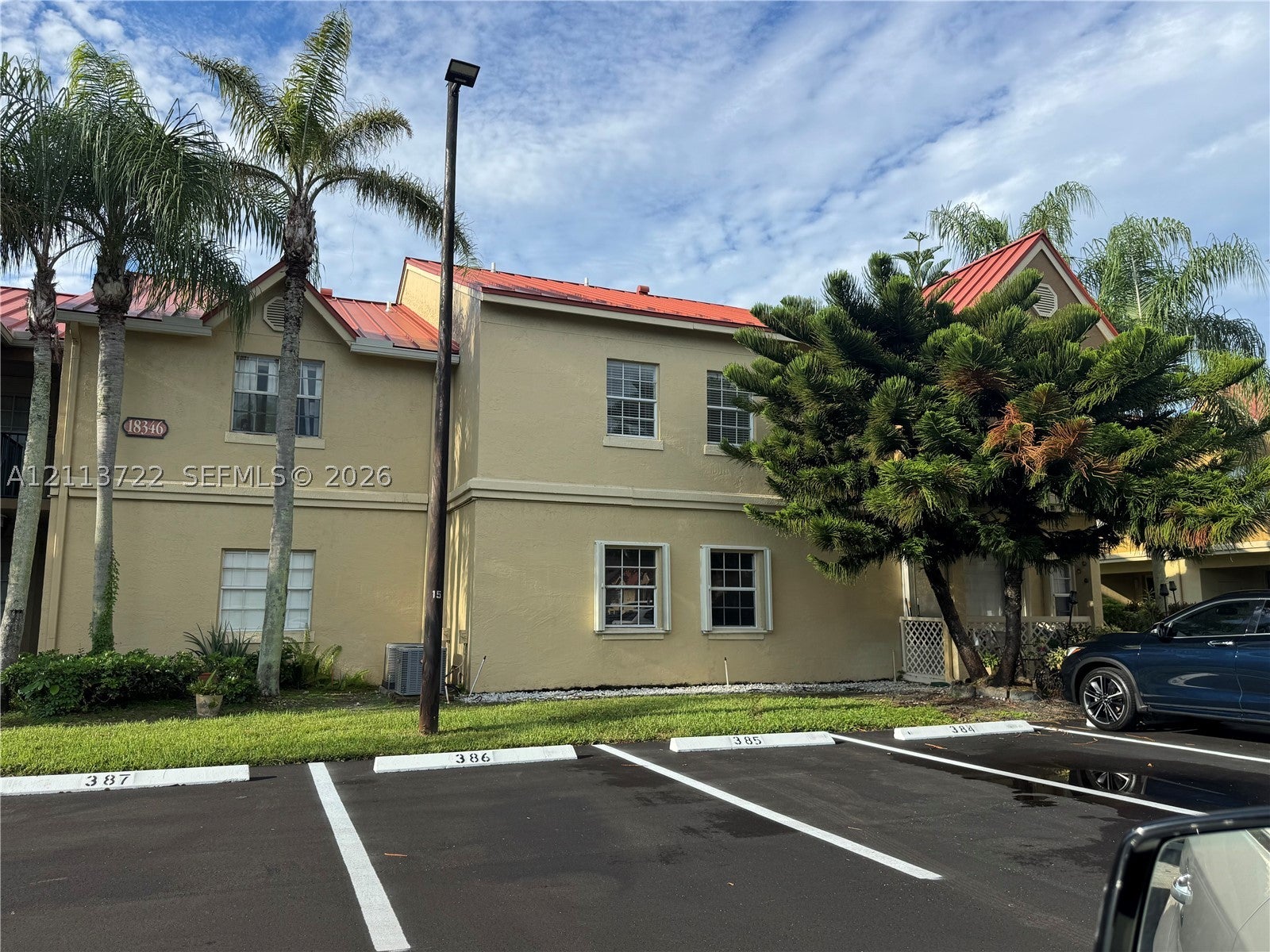 18346 NW 68th Ave K, Hialeah FL 33015