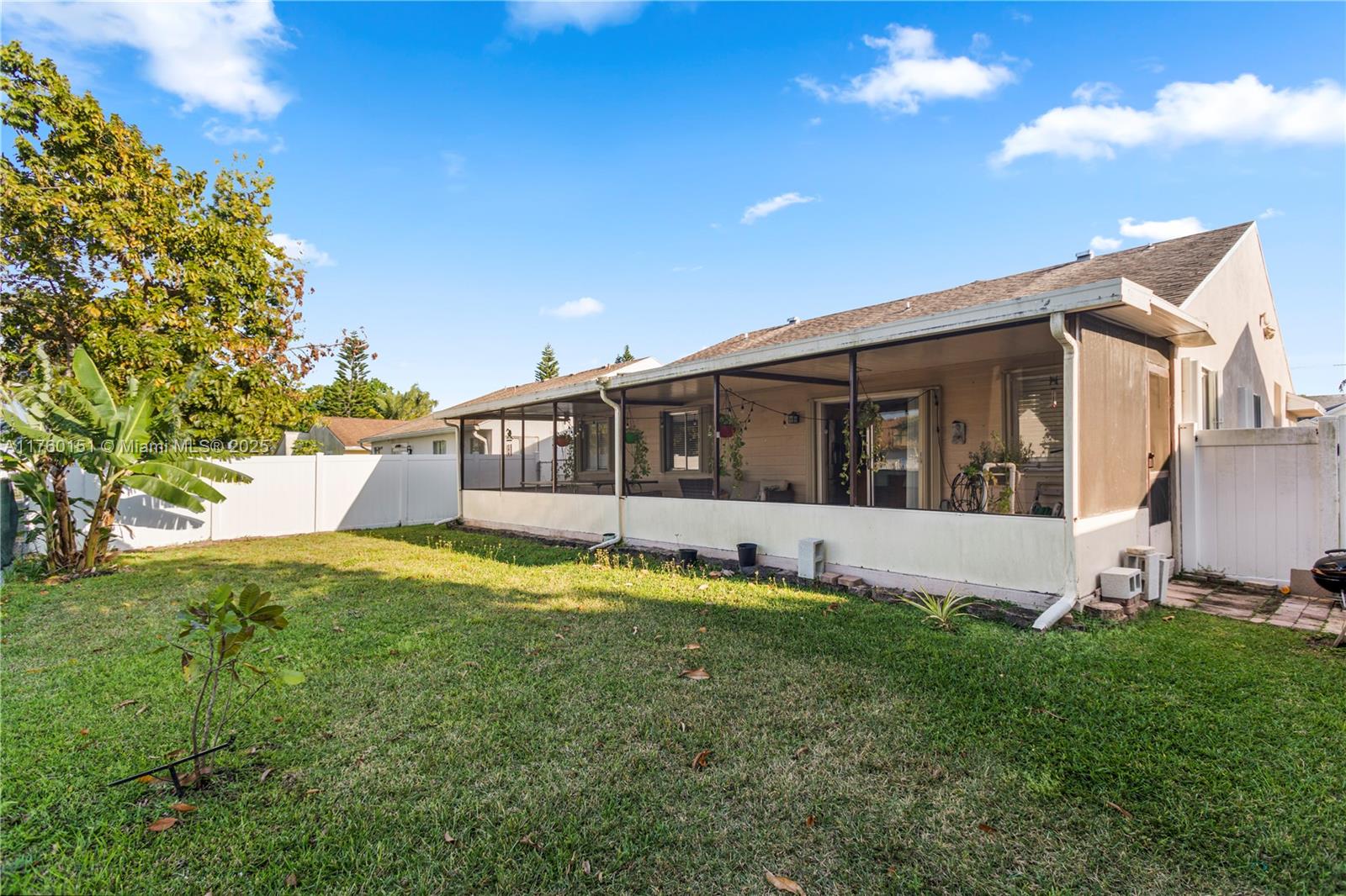 COUNTRY PARK AT BOCA RATO - Residential