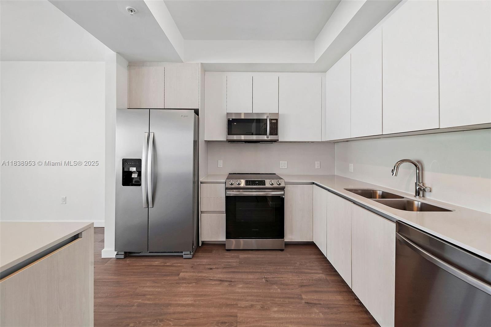 1500 Bay Rd C-2211