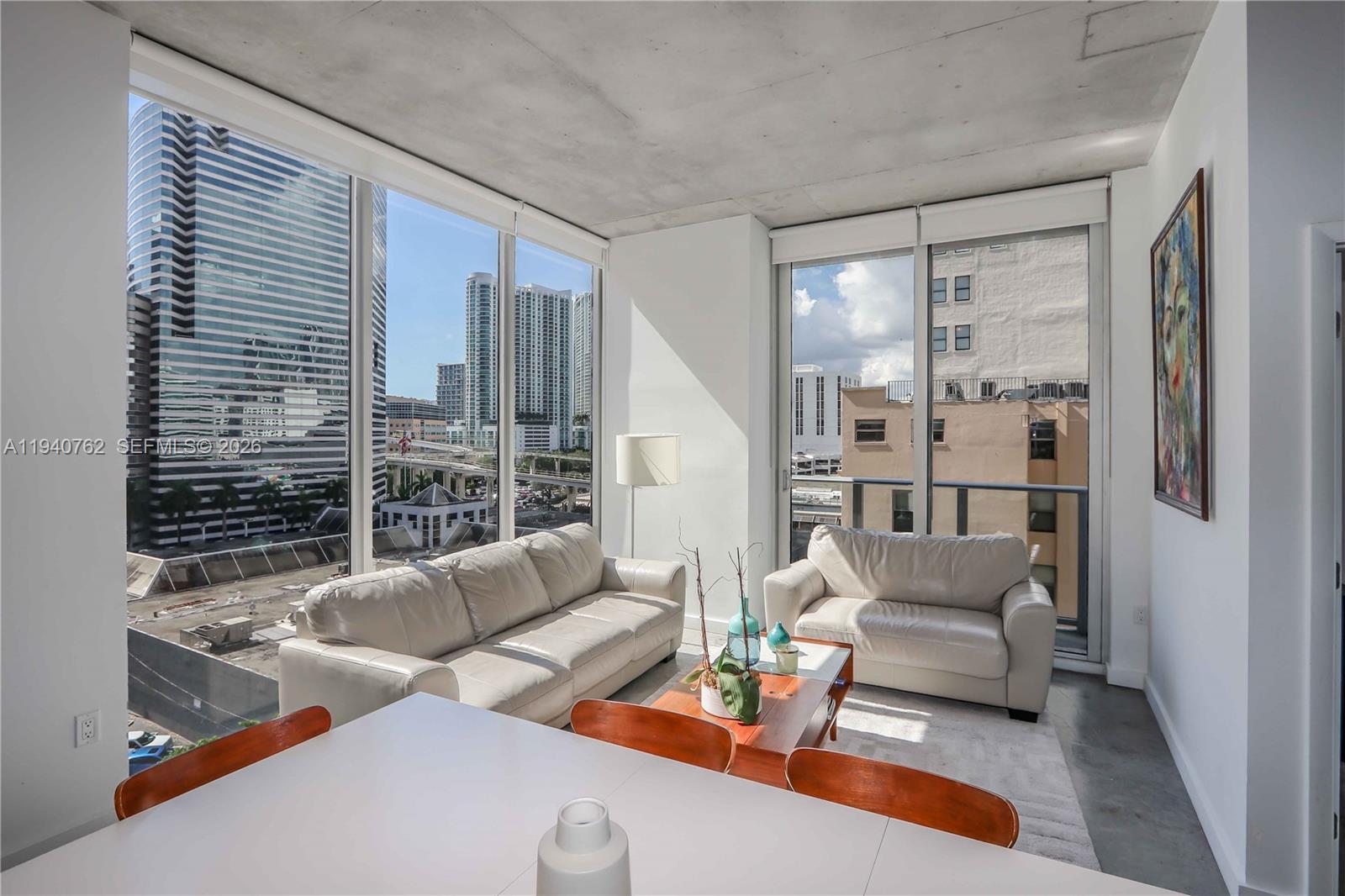 CENTRO CONDO - Residential Lease