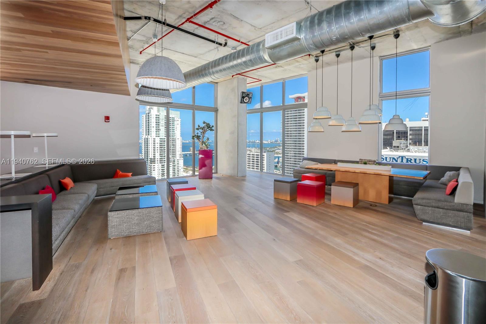 CENTRO CONDO - Residential Lease