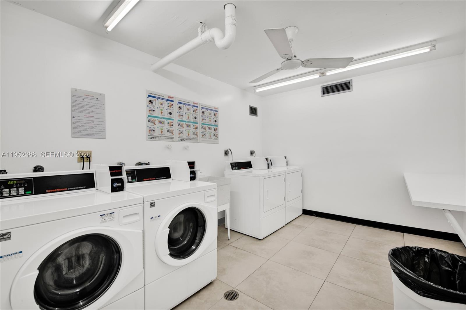 WINSTON TOWERS 500 CONDO - Residential