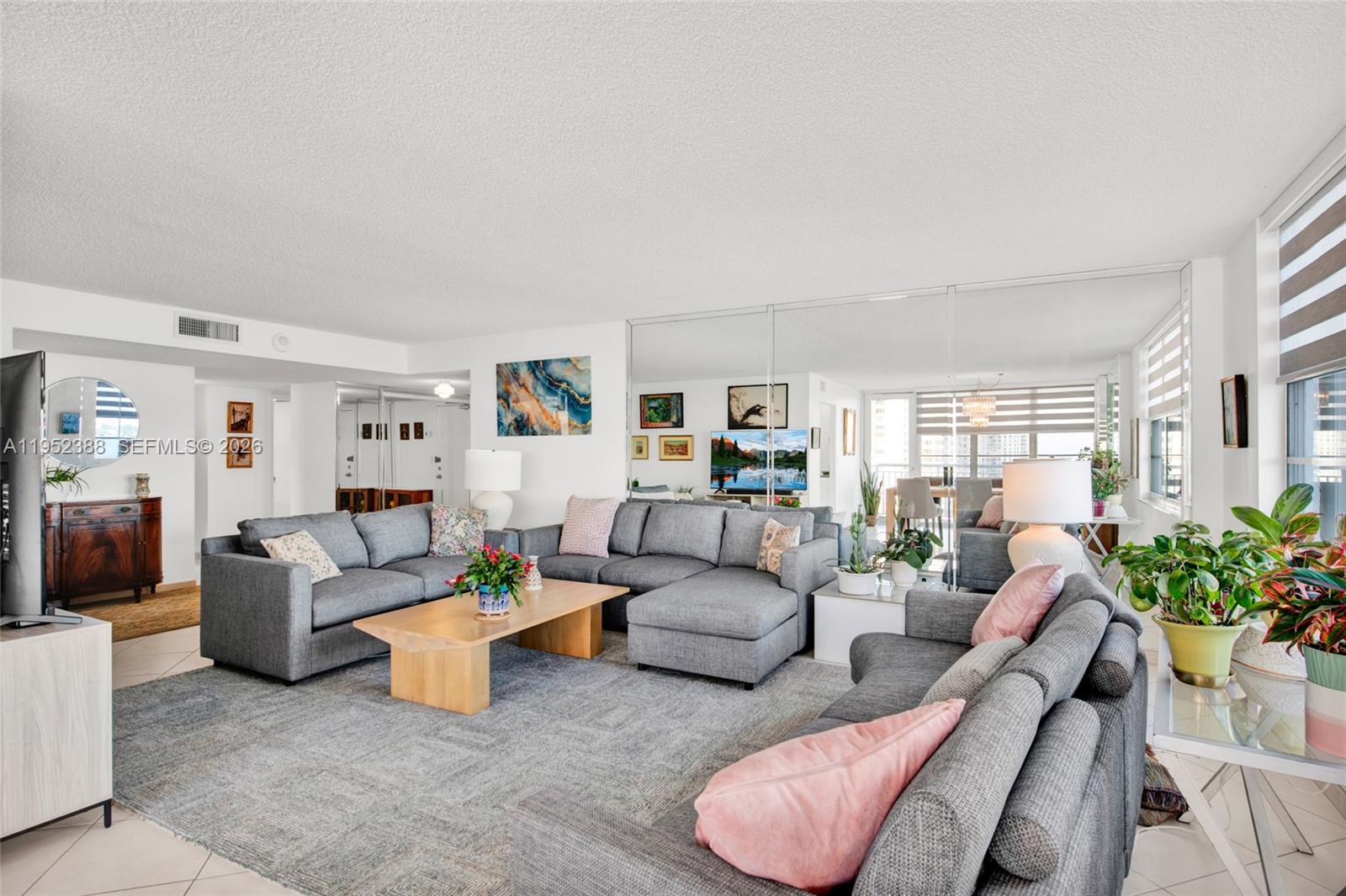 WINSTON TOWERS 500 CONDO - Residential