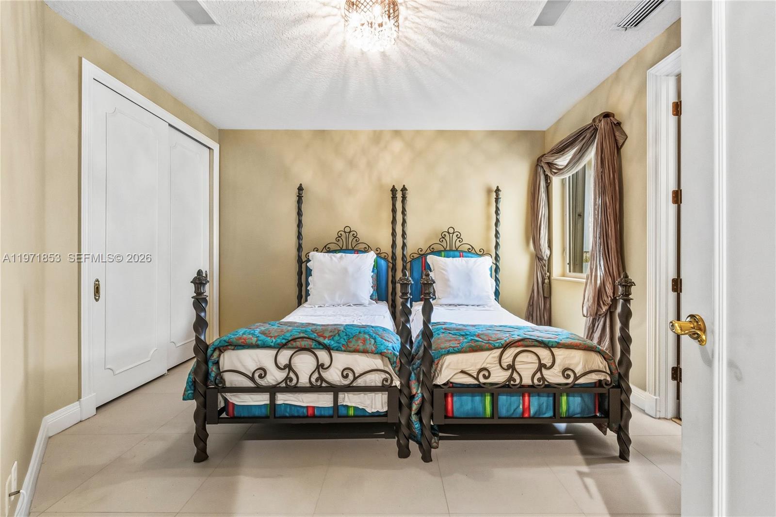 WINDMILL RANCH ESTATES - Residential