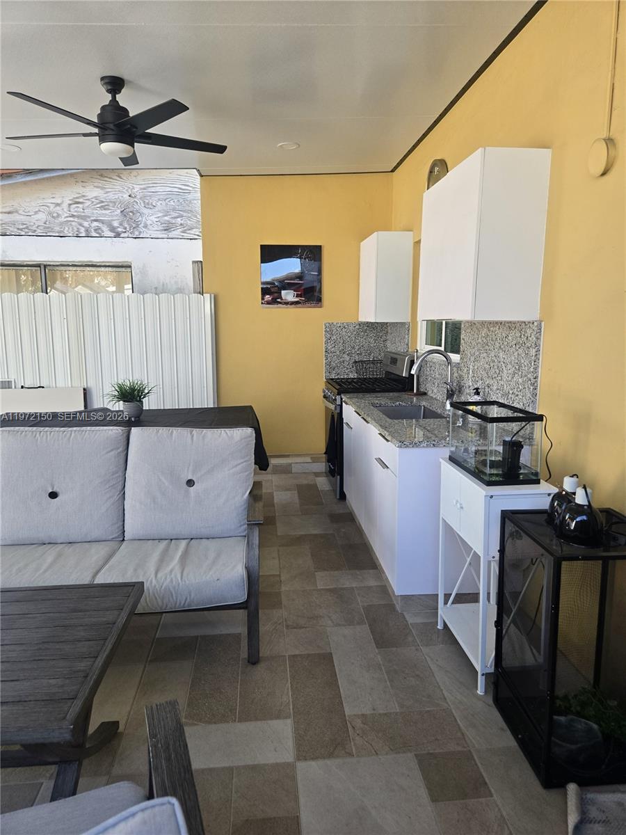 MANGO HILL REPLAT - Residential