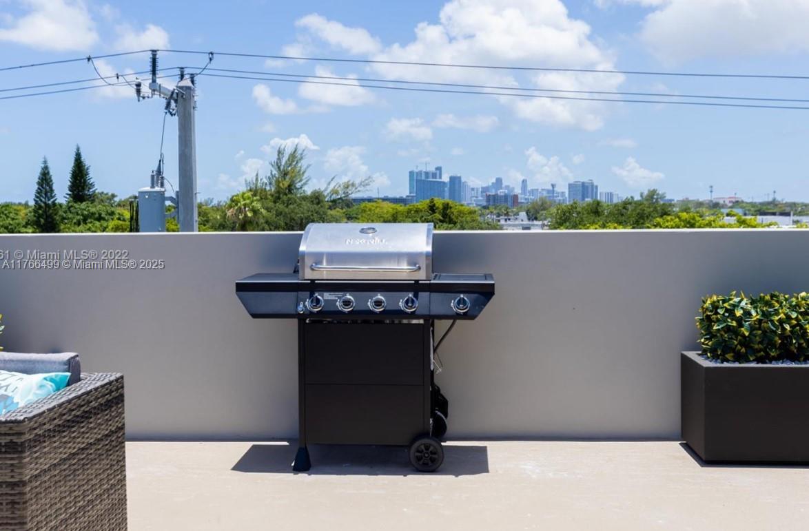 MIMO HOUSE CONDO - Residential