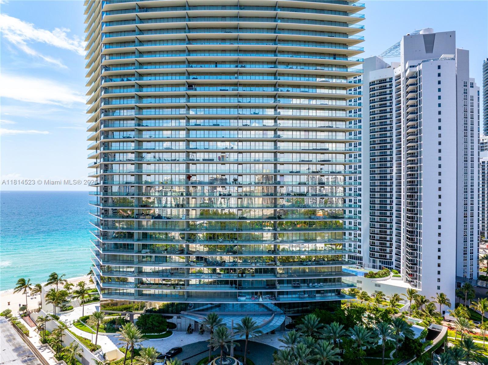 18975 Collins Ave 1203