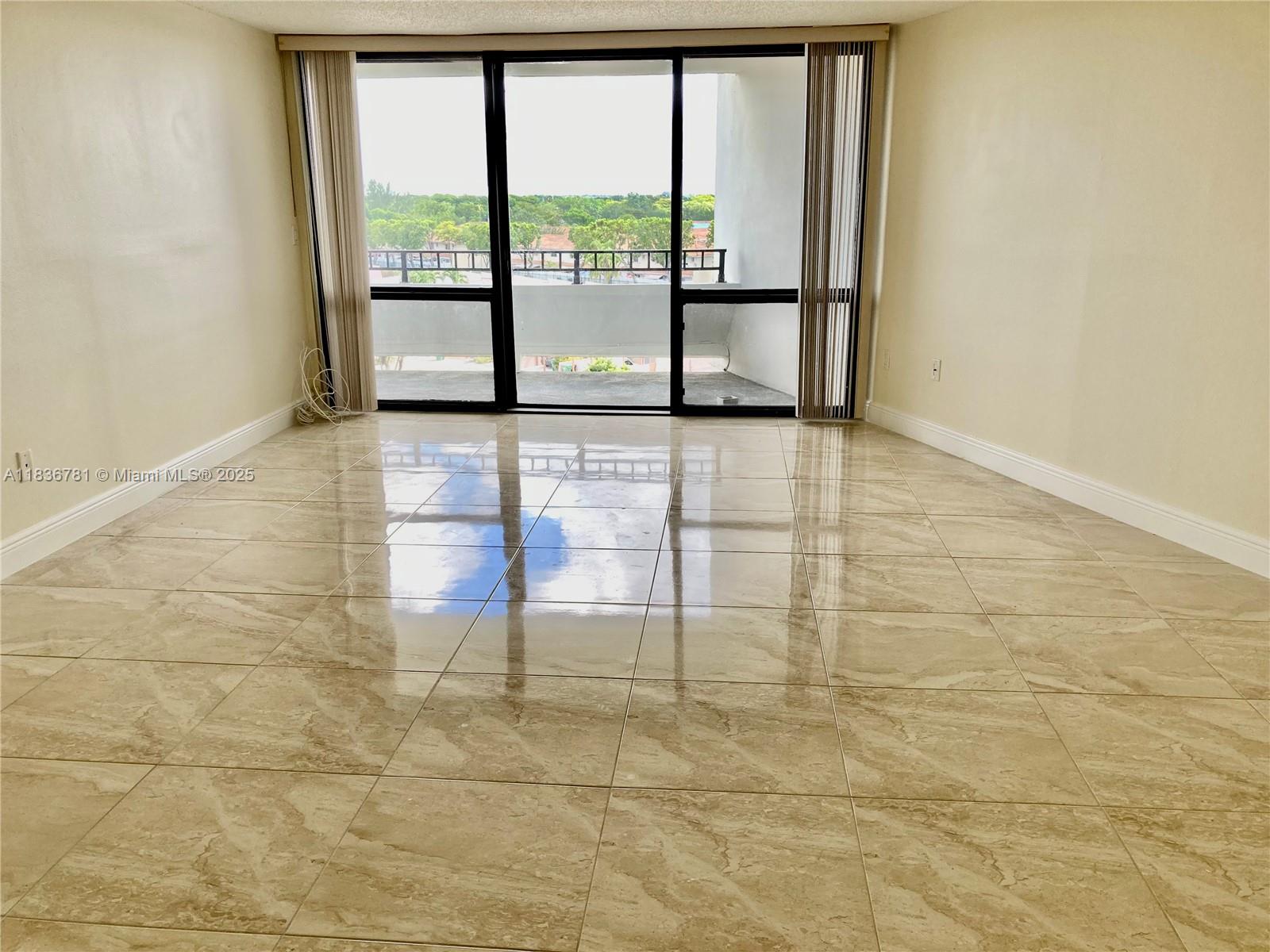 TOWERS OF KENDALE LAKES C - Residential Lease