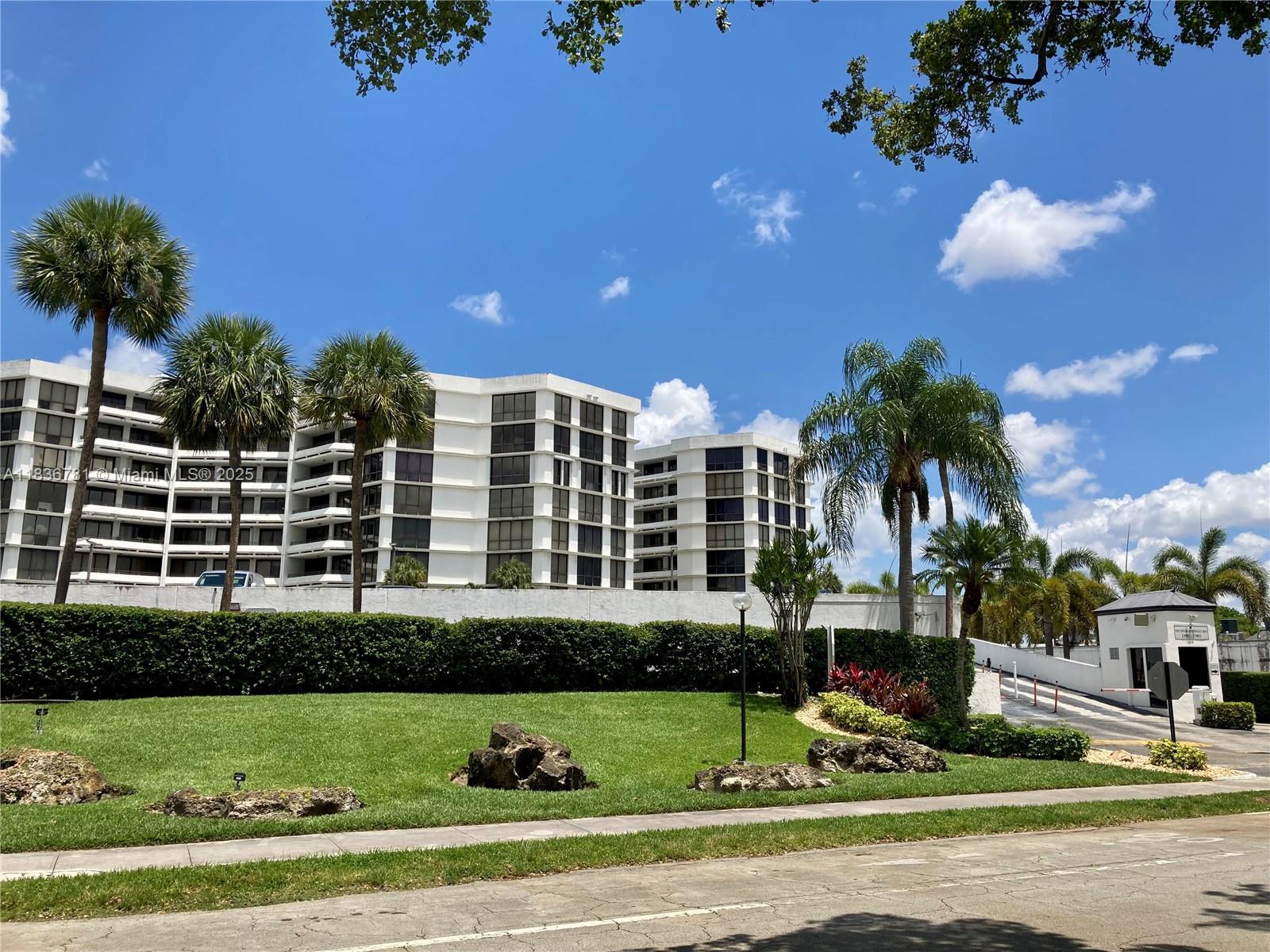 TOWERS OF KENDALE LAKES C - Residential Lease