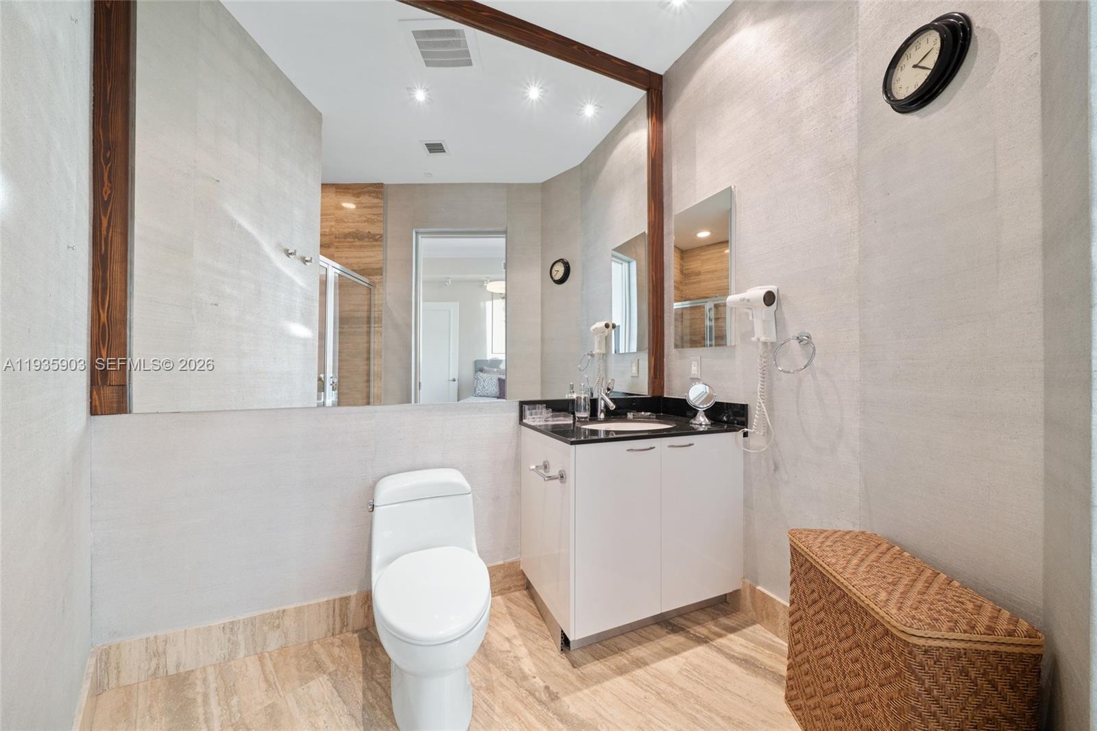 TDR TOWER I CONDO - Residential