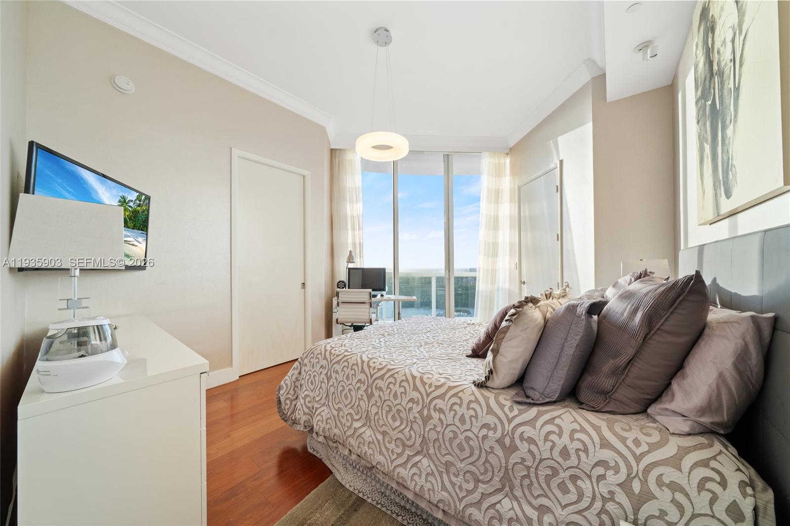 TDR TOWER I CONDO - Residential