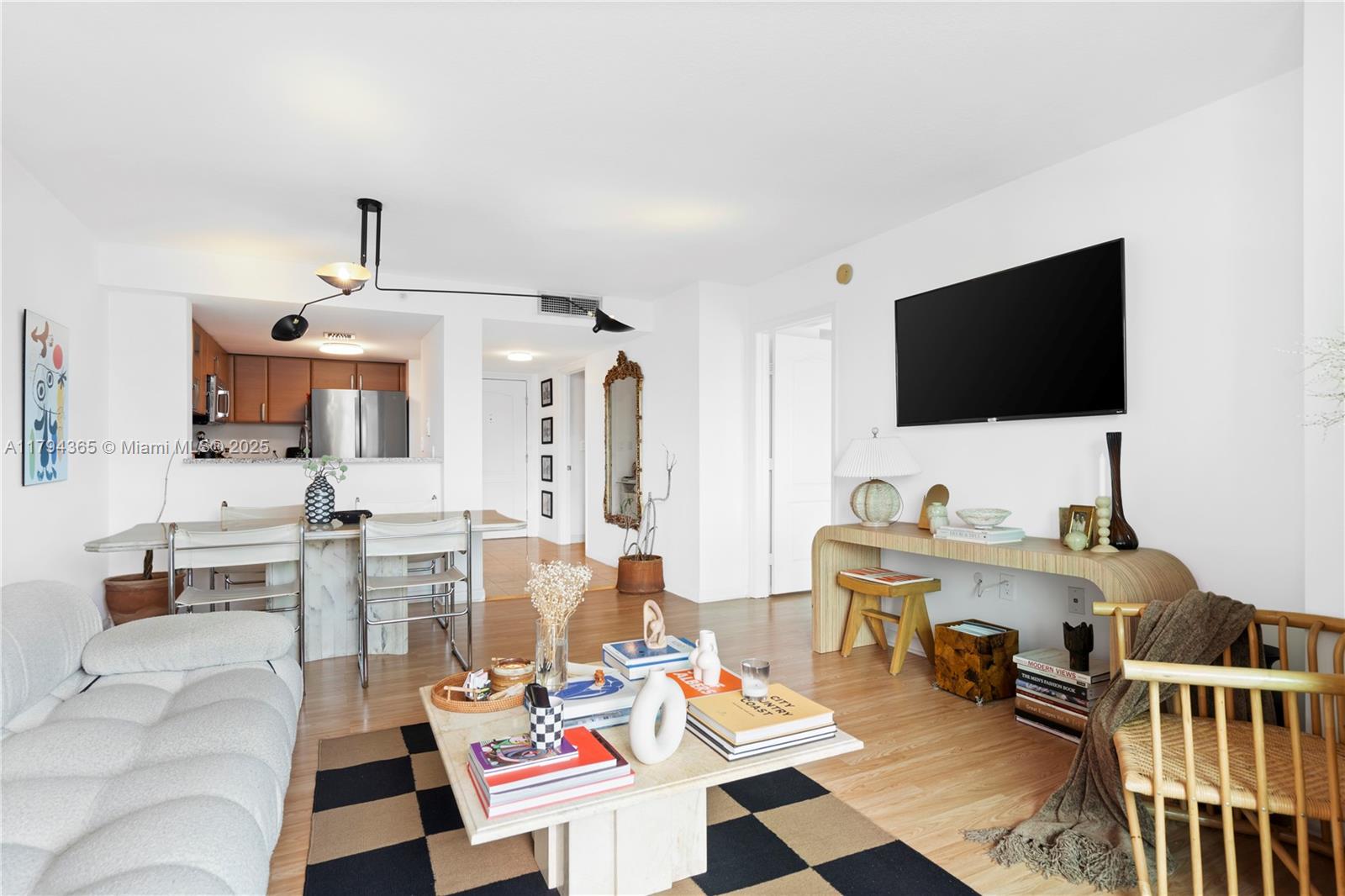 2101 Brickell Ave 1702