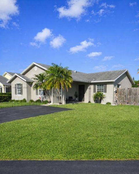 Photo of 24923 SW 127th Pl, Homestead, FL 33032 (MLS # A12006871)