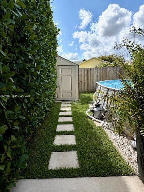 PRINCETONIAN BY THE PARK - Residential