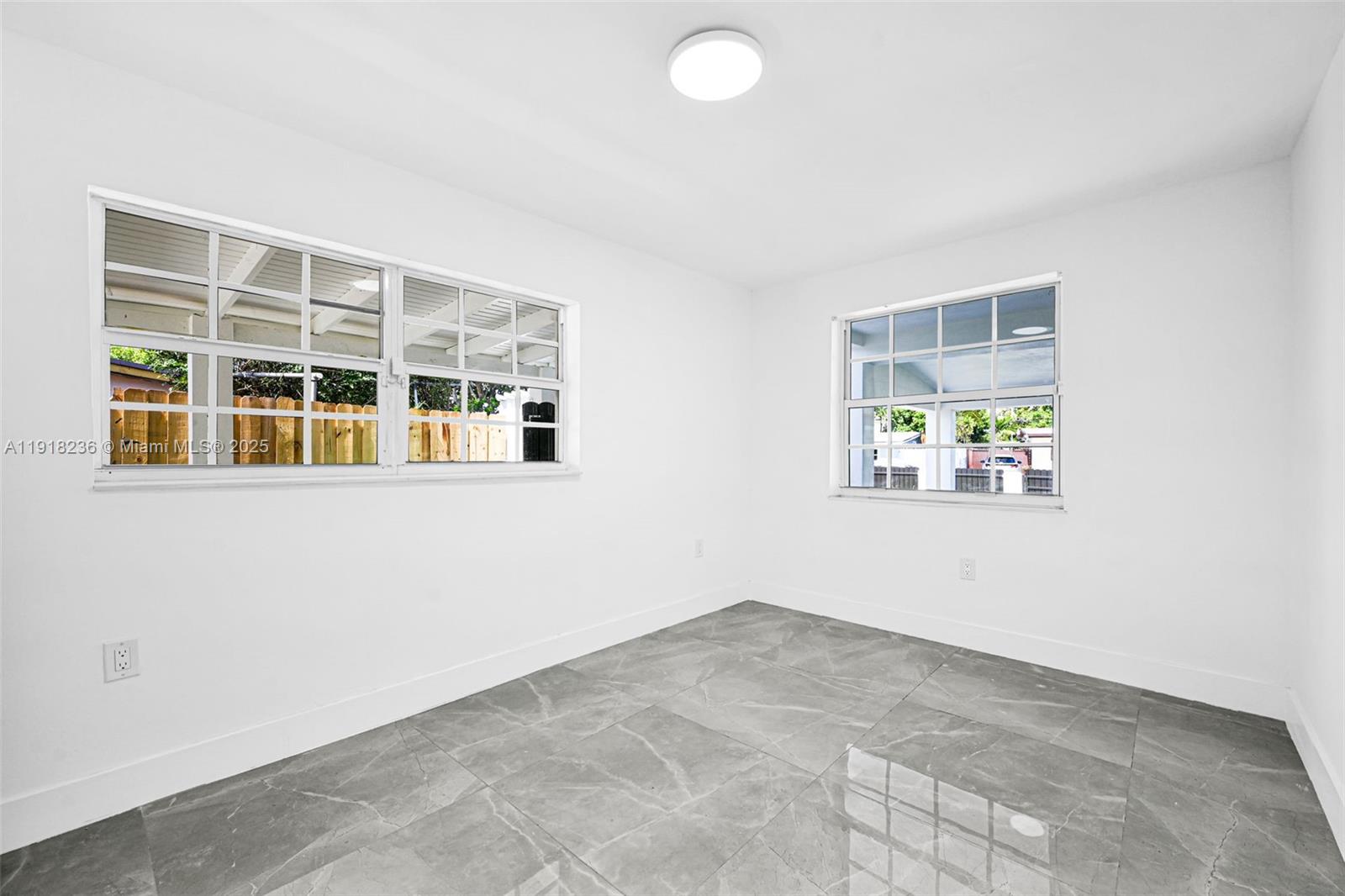 WESTWOOD LAKE 2ND ADDN - Residential