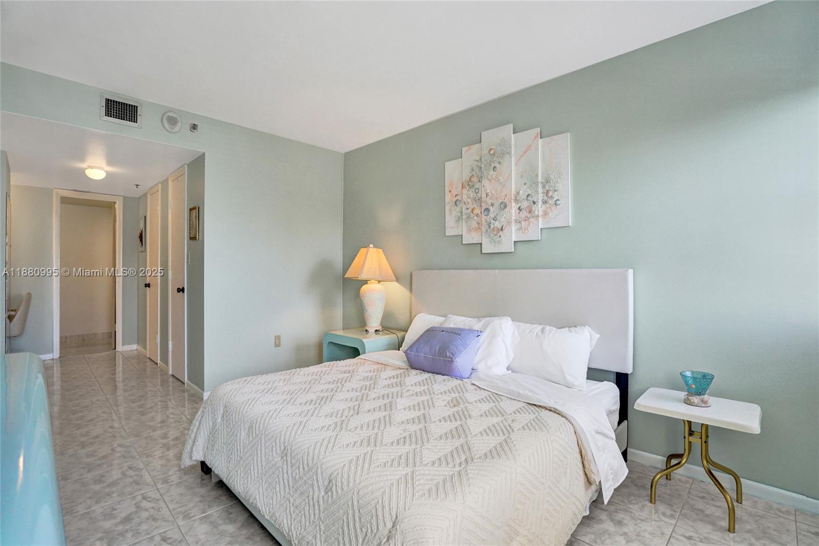 SUMMIT CONDO - Residential Lease