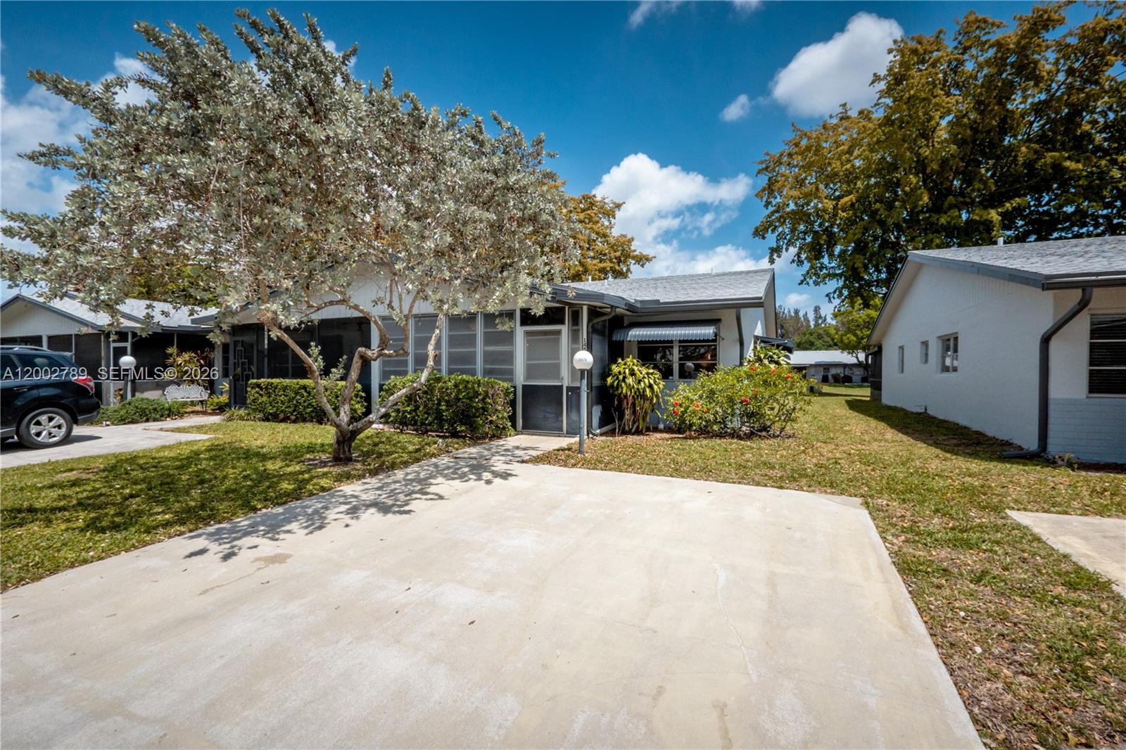 DELRAY VILLAS 3 - Residential